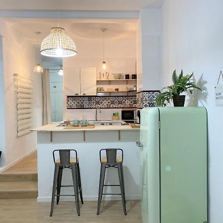 Belleza Y Estetica Modernista En Pleno Centro Alicante Luaran gambar